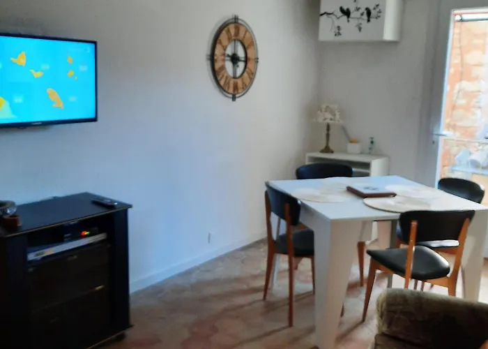 Le Bolca 公寓 Sausses